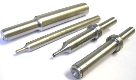 Installation tools for sealing plugs