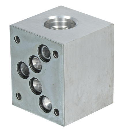 Sandwich manifolds for pilot check valves
